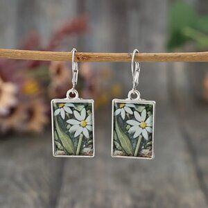Daisy Flower Floral Dangle Earrings